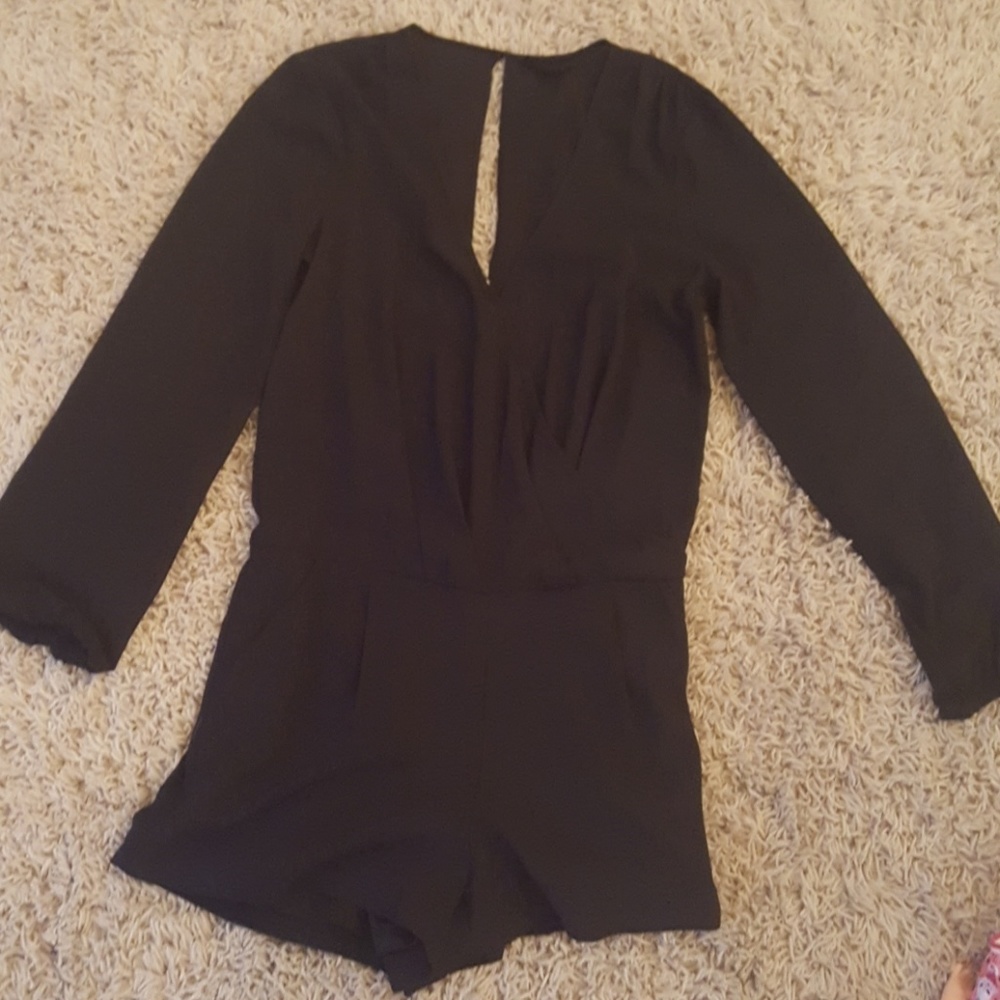 GUESS size S black jumpsuit shorts open back